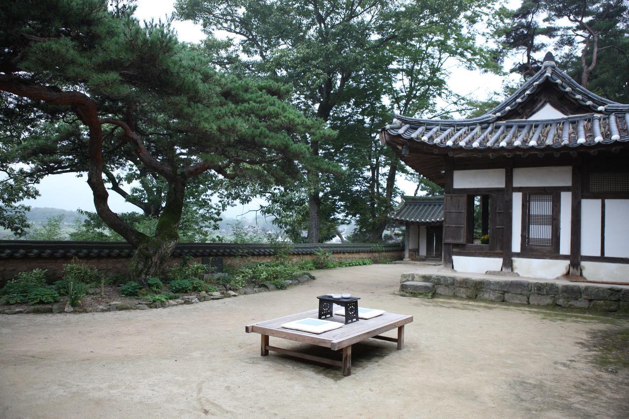 Okyeon Jeongsa Bed & Breakfast Andong Exterior photo