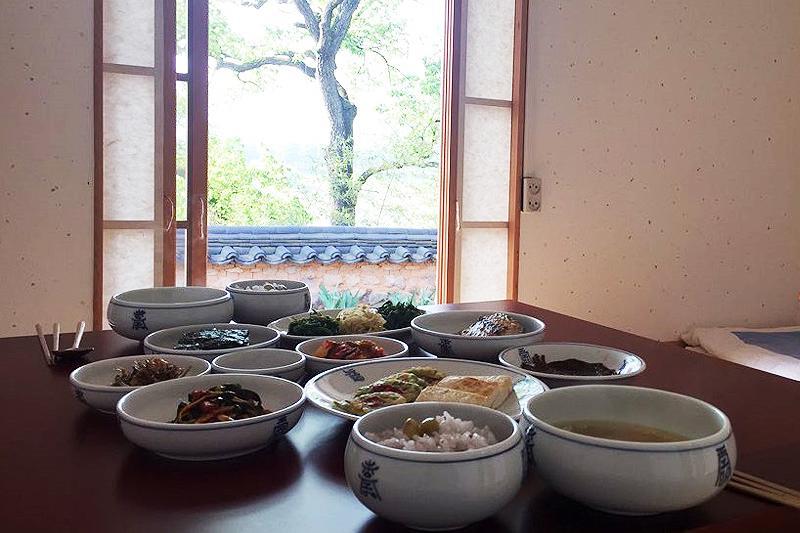 Okyeon Jeongsa Bed & Breakfast Andong Exterior photo